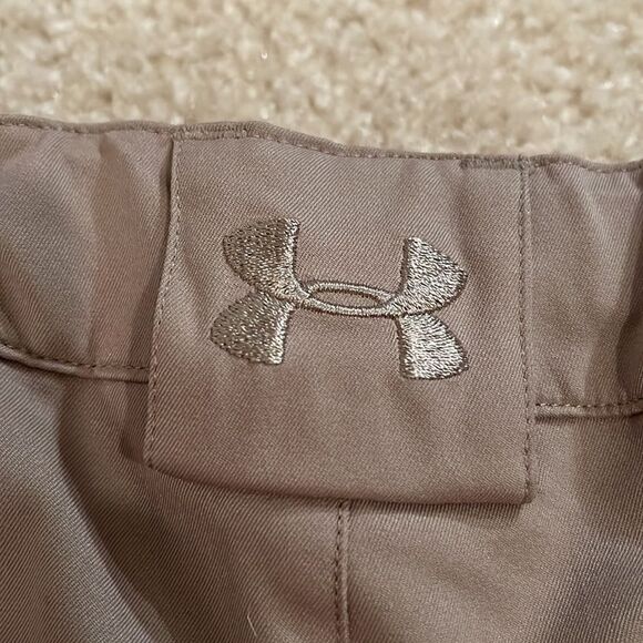 BOYS SIZE YOUTH MEDIUM UNDER ARMOUR DRESS SHORTS - Picture 9 of 9